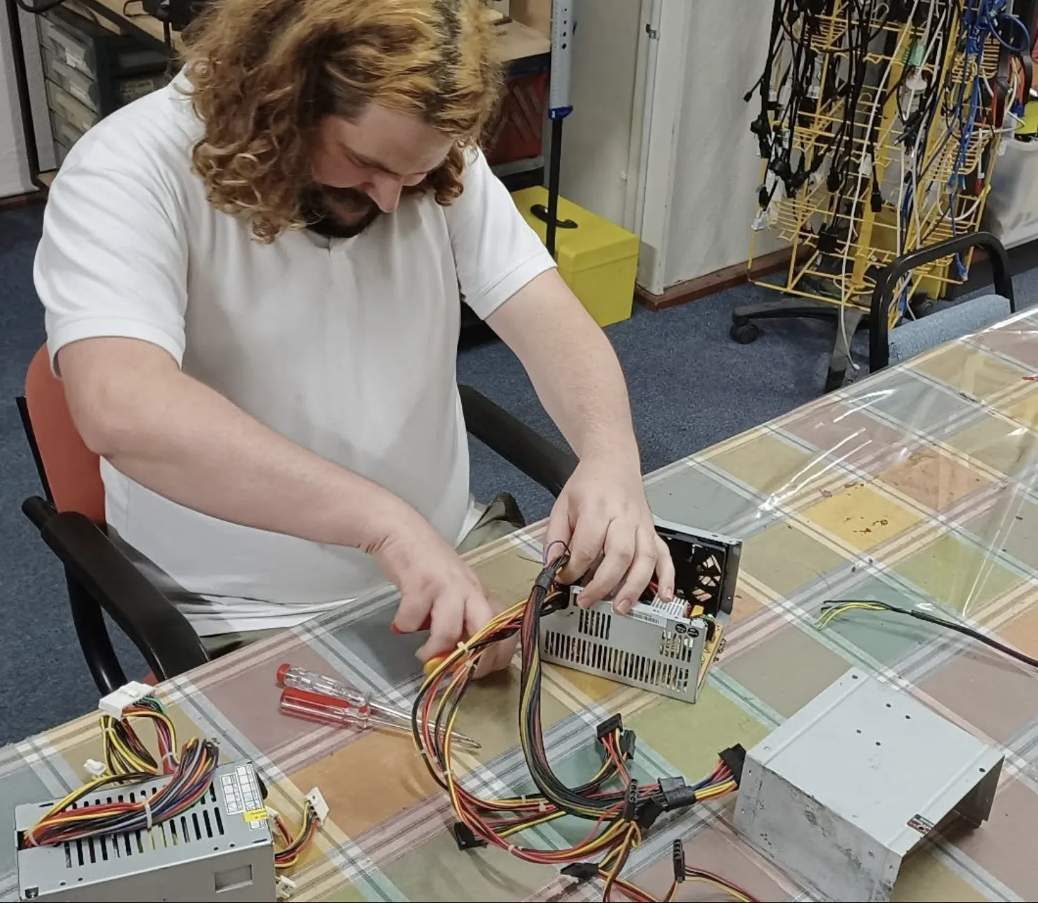 So that's why it's not working anymore. Destroying a defunct PC power supply